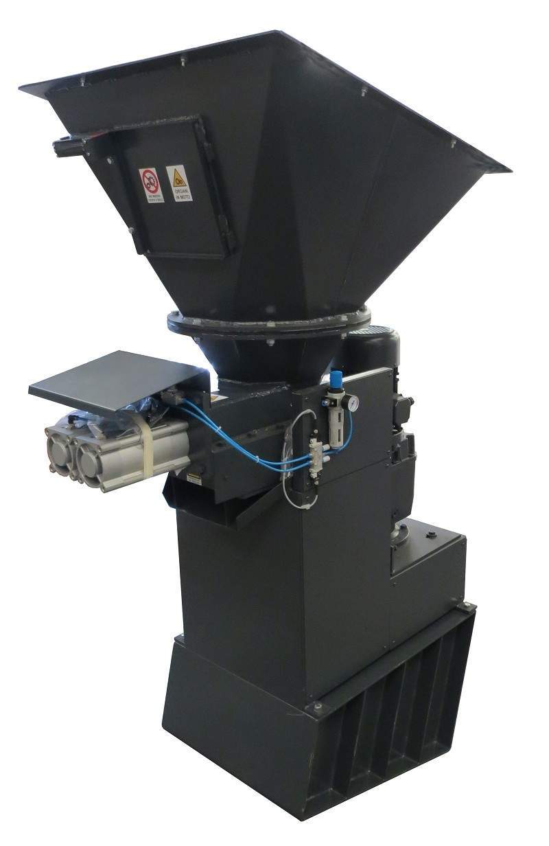 TTC400 Triturador vertical 180÷400 kg/h com ejetor de peças