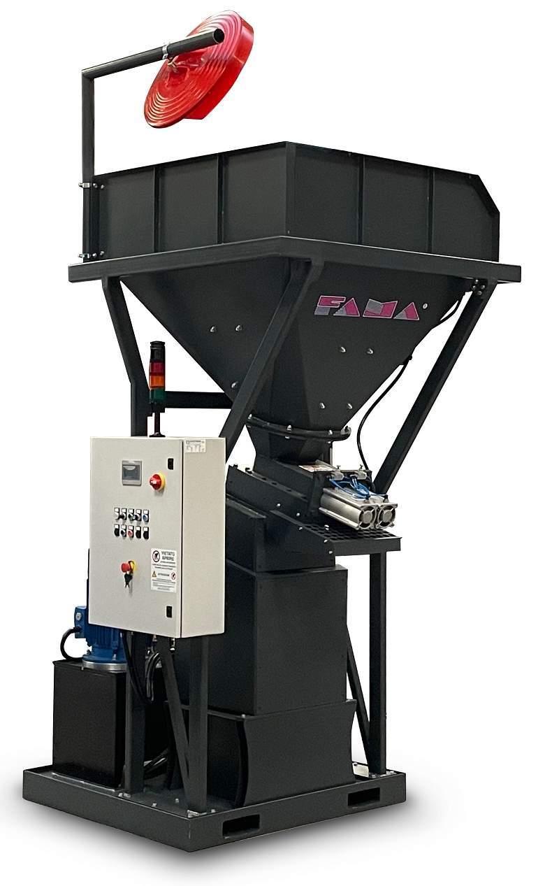 TTC400i Triturador vertical 200÷400 kg/h com ejetor de peças